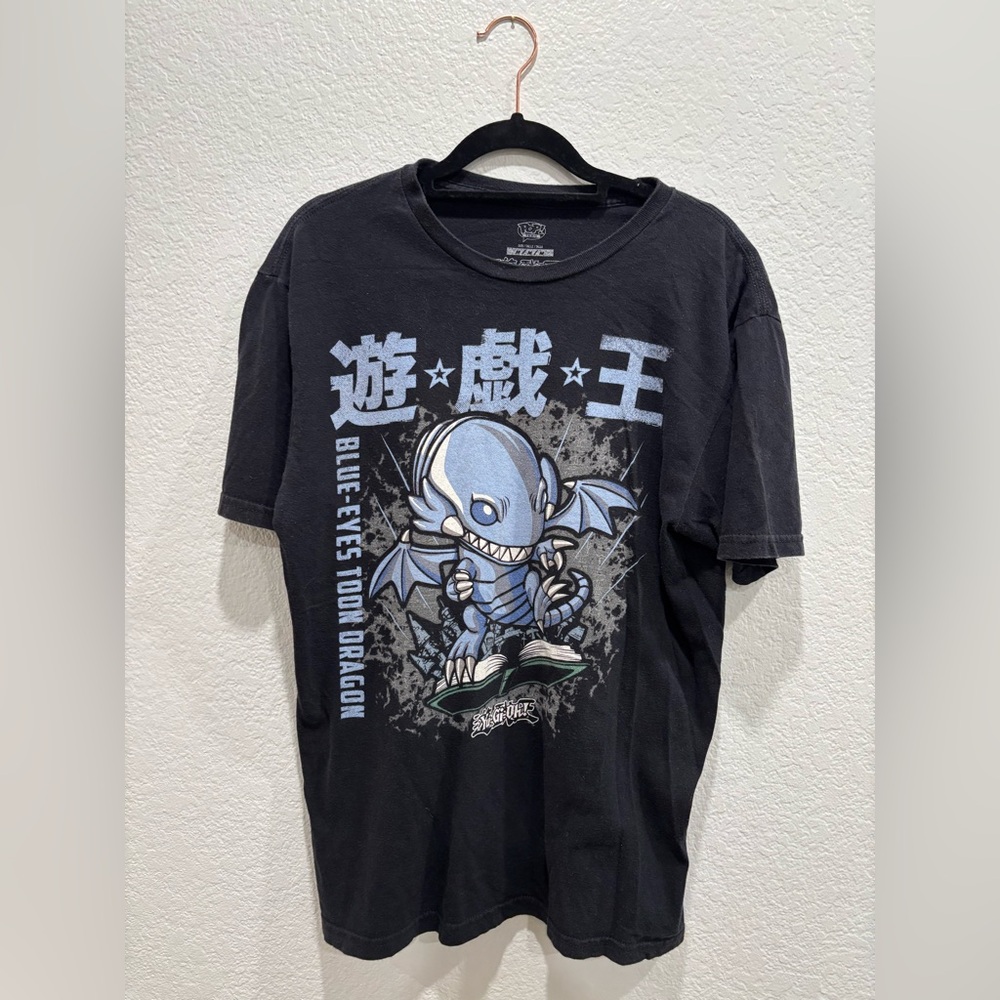 Funko Pop! and Tee Yu-Gi-Oh! Blue-Eyes Toon Dragon t-shirt in Medium